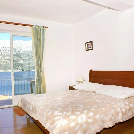 Appartement By The Sea - 4367